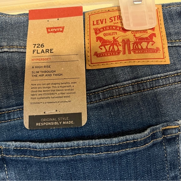 Levi Womens Flare Jeans - Picture 9 of 13